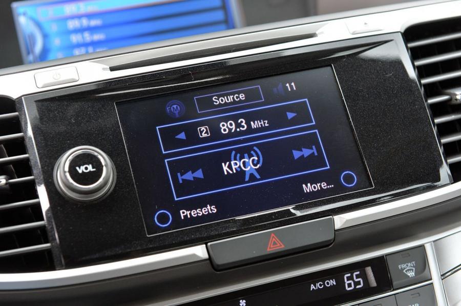  Honda Accord V6 Touring 2014 года  (фото 30 из 42)